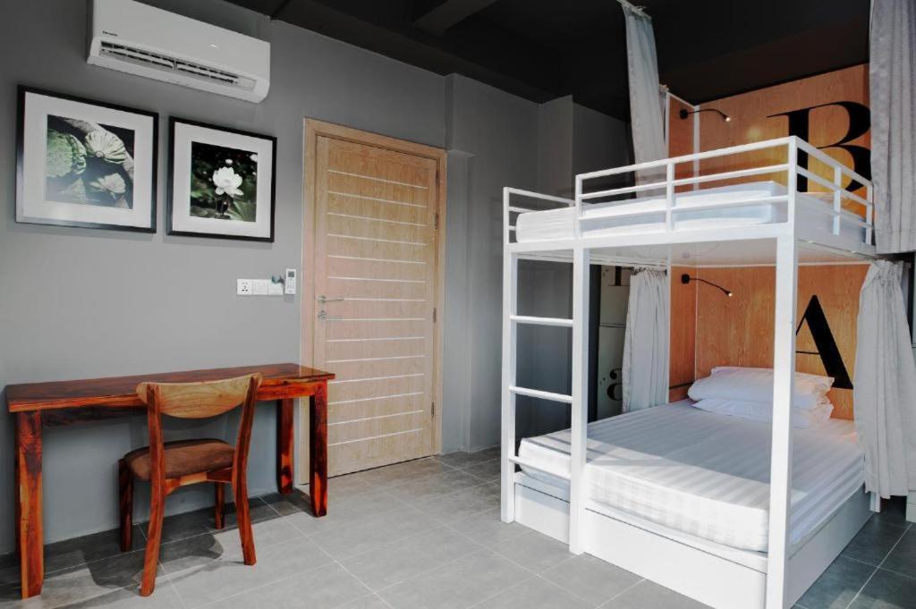 Sky Hotel Central Phnom Penh - Rooms & Apartments Habitación foto