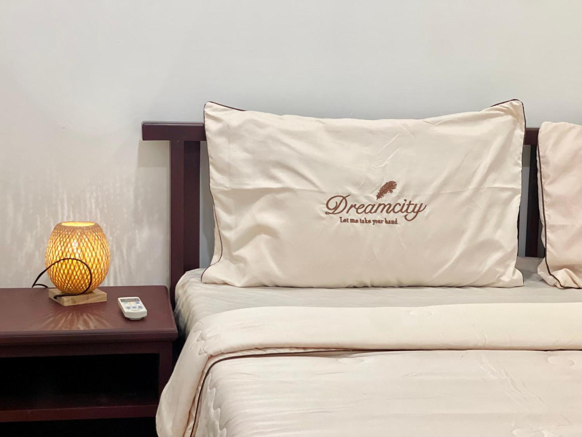 Sky Hotel Central Phnom Penh - Rooms & Apartments Exterior foto